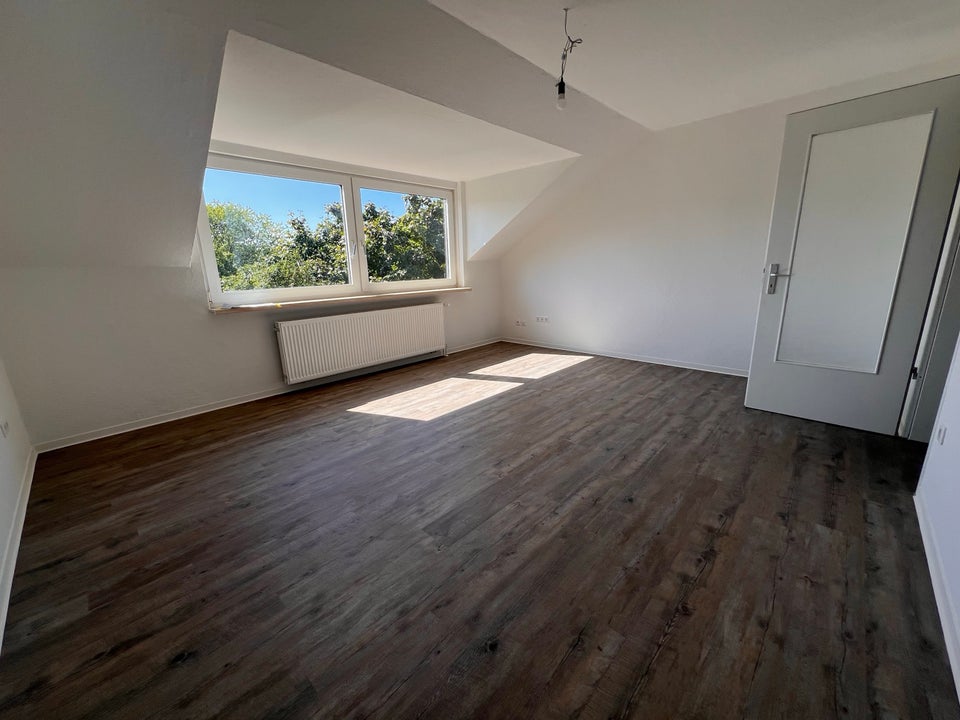 Gemütliche Wohnung mit Einbauküche! - Foto 2