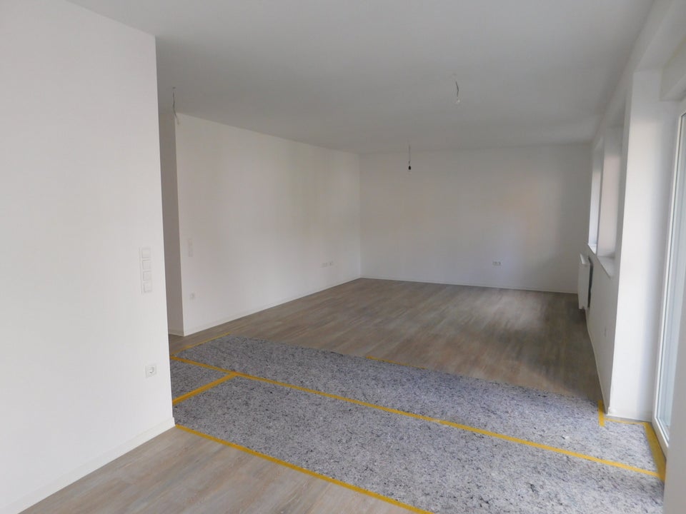 Erstbezug nach Umbau/Kernsanierung: Helle 2-Zi.-Whg mit Balkon, Neubau-Standard - Foto 5