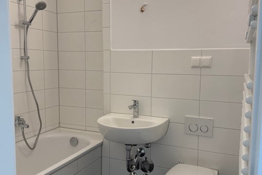 تصویر Wohnung bei Deutsche Wohnen · Helmholtzstr. 28, 12459 Berlin