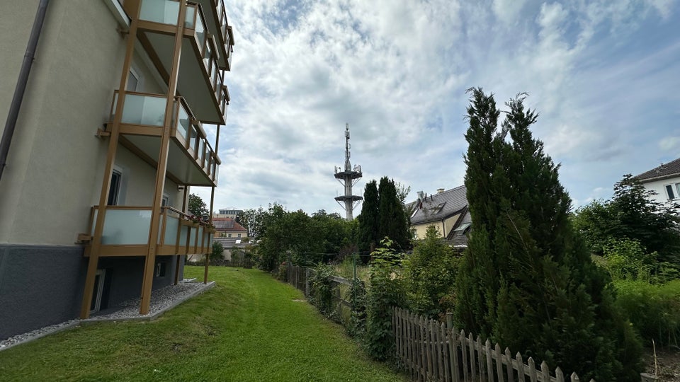 Singles oder Paare aufgepasst: 2-Zimmer-Wohnung mit Balkon ab sofort - Photo 2