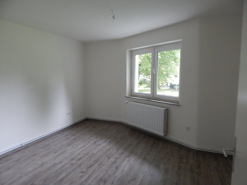 Frisch renovierte 3 Zimmer mit Balkon im 2. OG - Foto 5