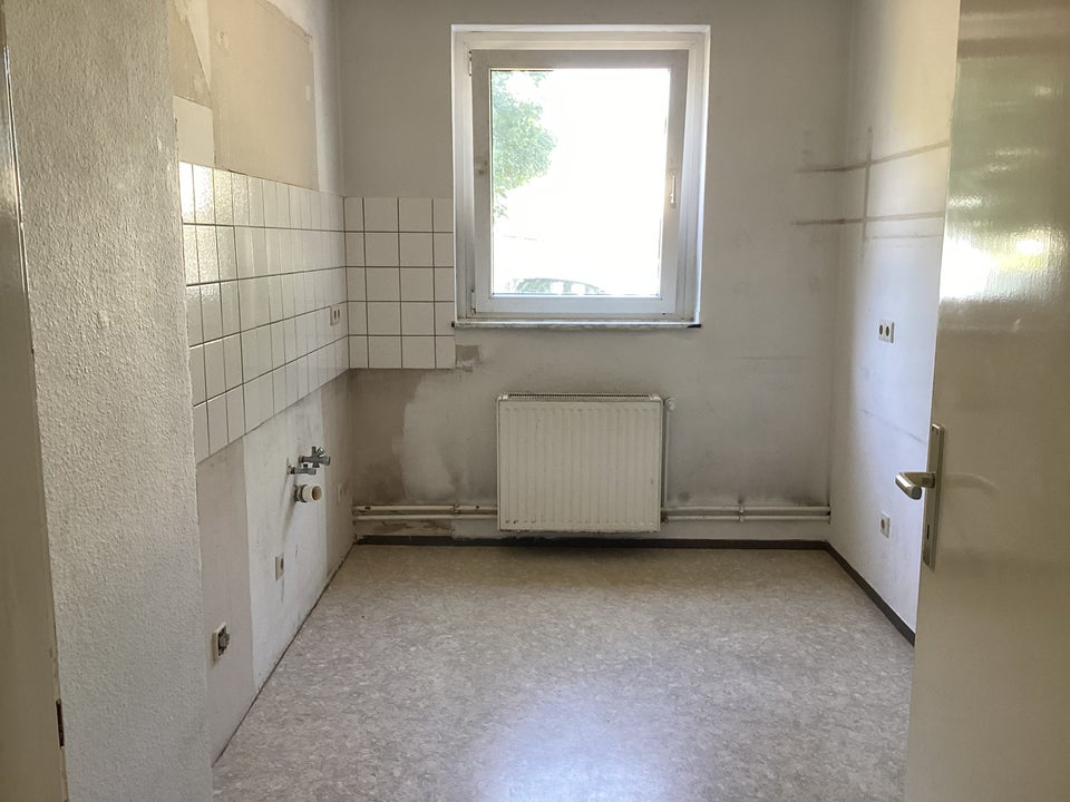 Auf gute Nachbarschaft: renovierte 3-Zimmer-Wohnung! - Foto 3