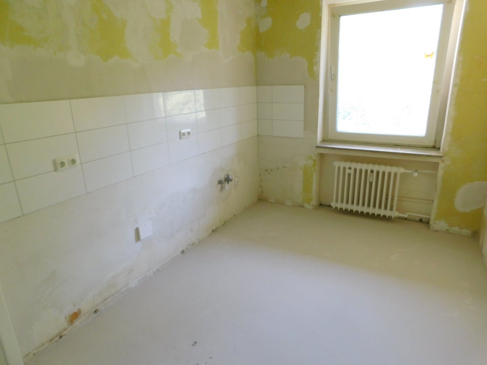 Großzügig mit Balkon, ideal als Familie mit neuem Wannenbad! - Foto 1