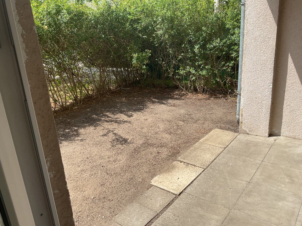 Singles und Paare aufgepasst++ Terrasse und Garten Inclusive !! - Foto 3