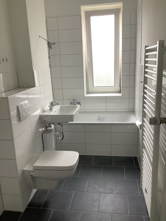 Kleine 3-Zimmer-Wohnung sucht neue Mieter - Foto 2