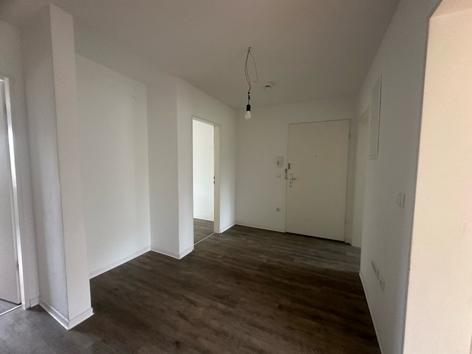Perfekt für kleine Familien: 3-Zimmer-Wohnung mit Balkon - Photo 4