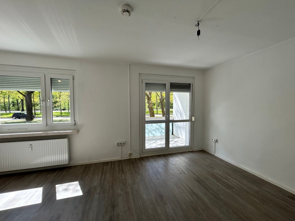 2 Zimmerwohnung mit Balkon am Großen Garten - Photo 1