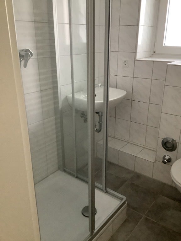 **ruhig + zentral: 2-Zimmer-Wohnung mit Balkon** - Foto 4