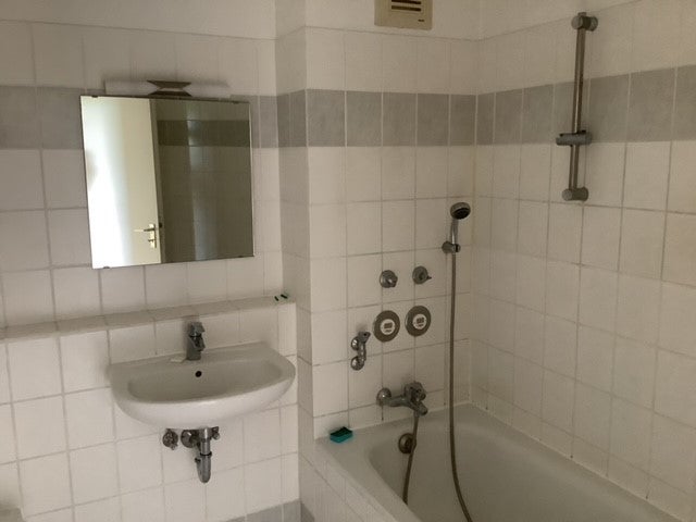 Stop: Modernisierte 2- Zimmerwohnung in Hannover- Sahlkamp - Foto 2