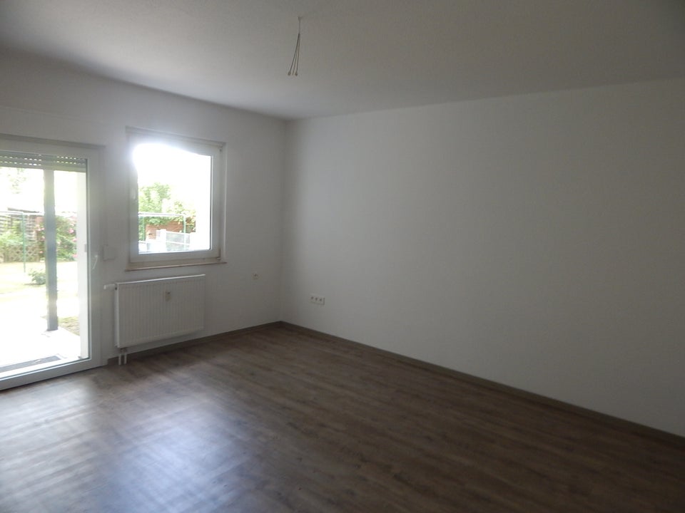 Sofort verfügbar - 2 Zimmer Wohnung mit kl. Terasse - Photo 1