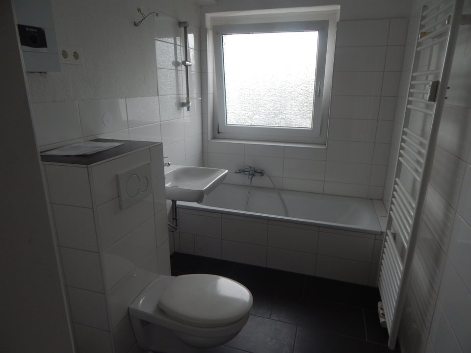 Bezugsfertige 3-Zimmer-Wohnung am Wehberg! - Photo 5