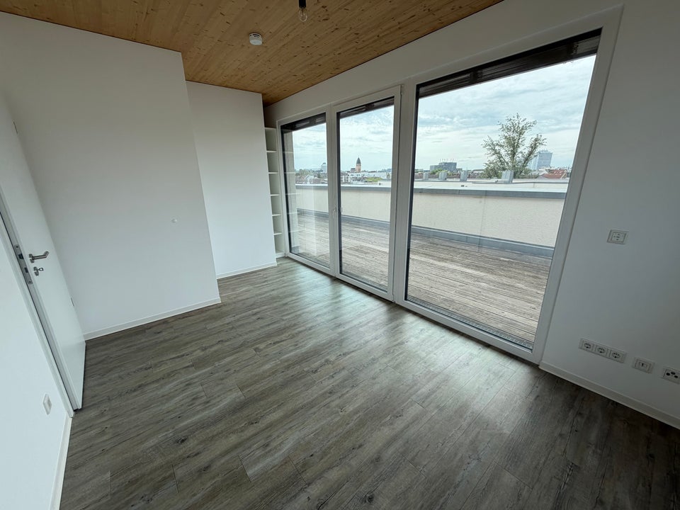-NEUBAU (2019)- 3-Zimmer-Penthousewohnung mit großer Dachterrasse - Photo 2