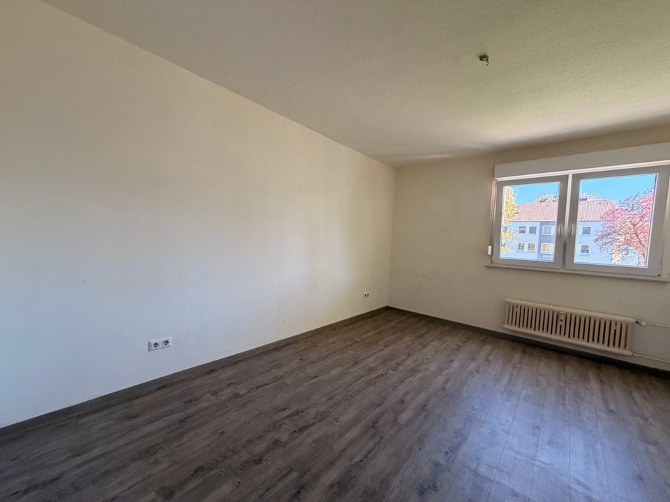 Schöne Wohnung: günstig geschnittene 2,5-Zimmer-Wohnung - Photo 3