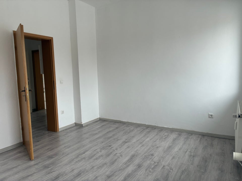 Schöne Wohnung: praktische 3-Zimmer-Wohnung - Photo 2
