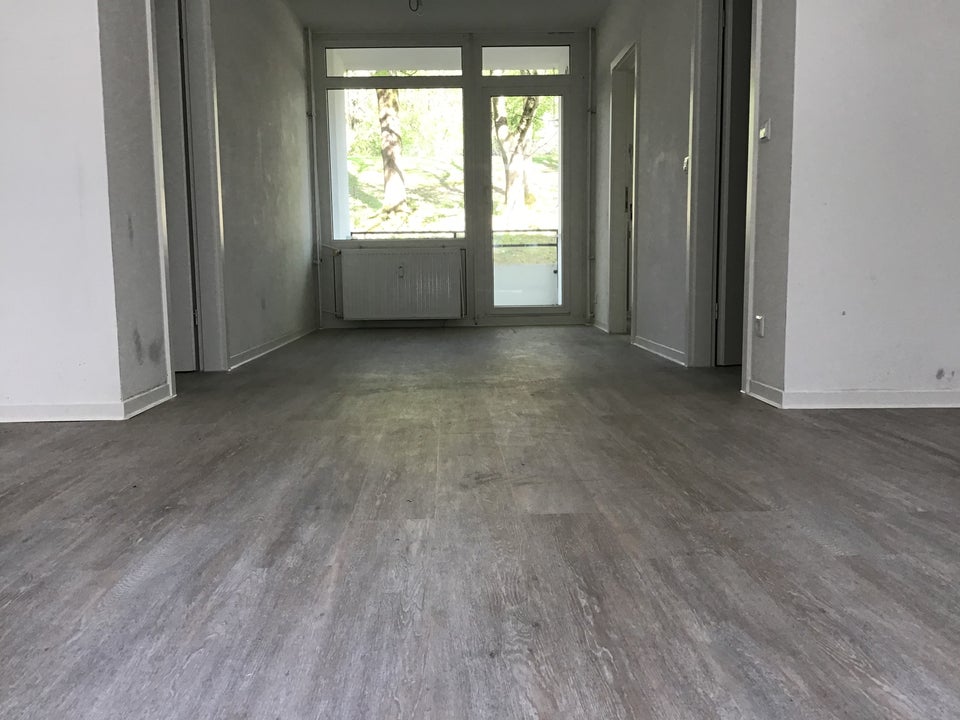 Schöner Wohnen in dieser charmanten 3-Raum-Wohnung mit 2 Balkonen. - Photo 3