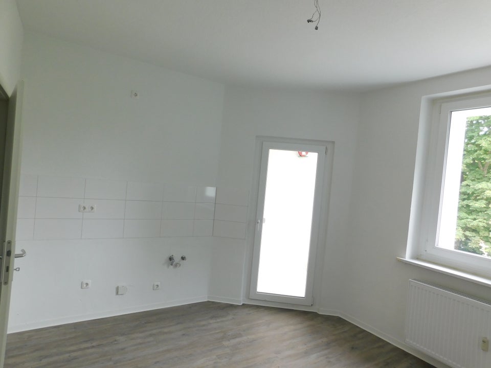 2,5-Zimmer Wohnung mit Loggia, voll renoviert! - Photo 5