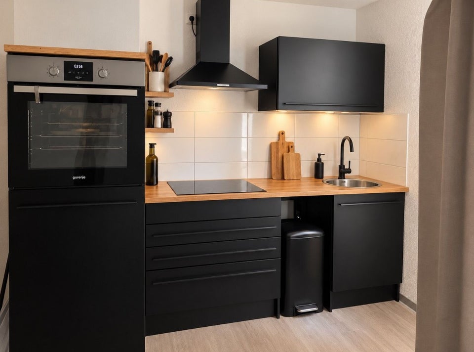 dringend Nachmieter gesucht: zentrale 1-Zi-Wohnung mit Einbauküche + Balkon - Photo 4
