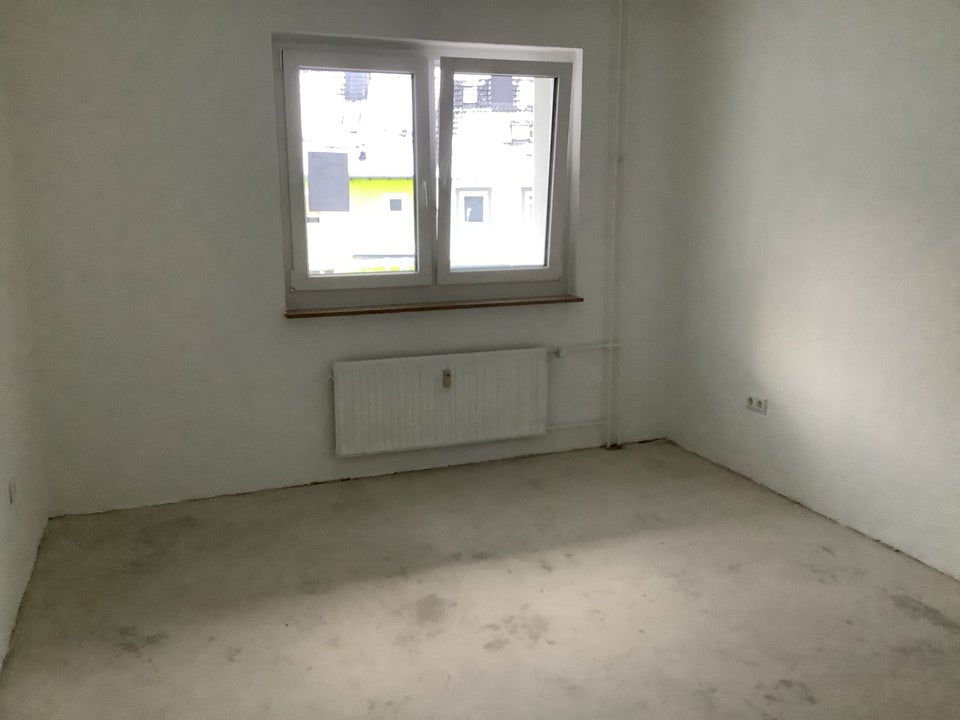 Neue Wohnung, neues Glück! Günstige 3-Zimmer-Wohnung - Foto 3