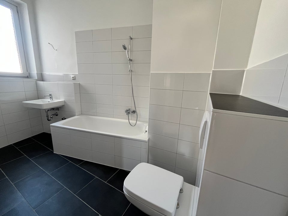 Wohnlich und hell- Große 4-Zimmer Wohnung im Hochschulviertel - Photo 4