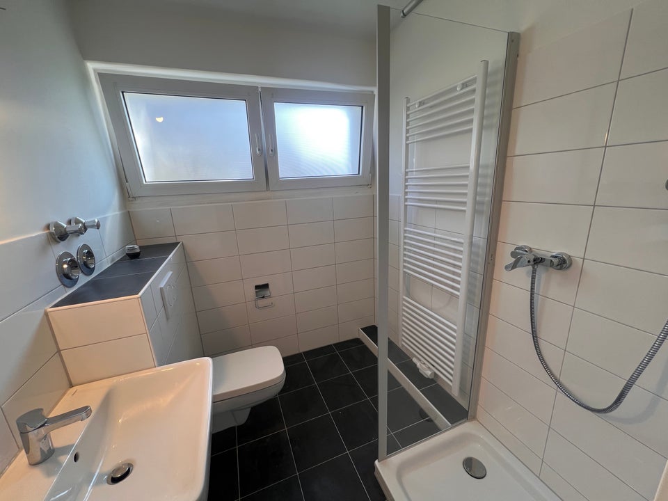 Helle Wohnung im EG frei! - Photo 3