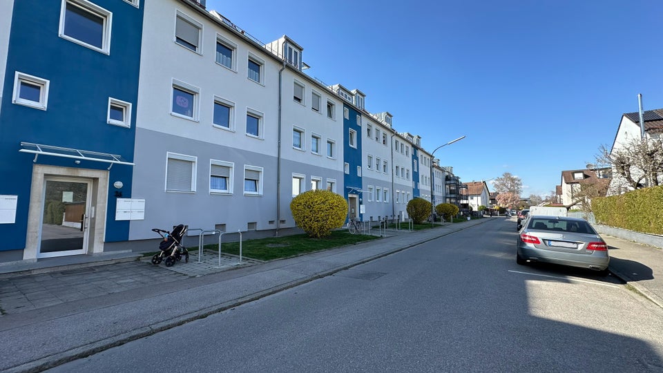 Schöner Wohnen: Frisch renovierte 2-Zimmer-Wohnung mit gemütlichem Balkon - Foto 1