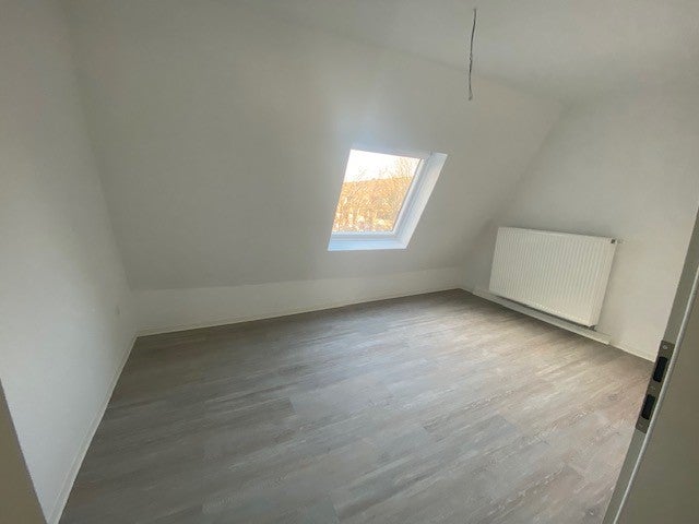 Familienfreundliche 3 ZI-Wohnung-Essen-Nordviertel-twl. Parkettboden !! - Photo 3