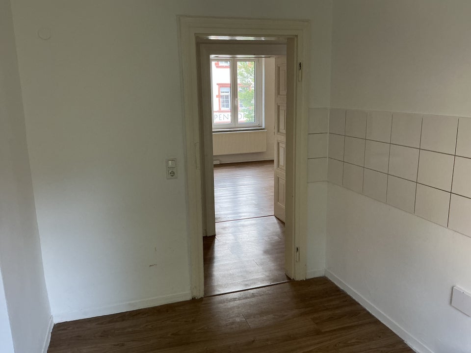 Schöne 3-Zimmer-Wohnung in zentraler Lage ! - Photo 2