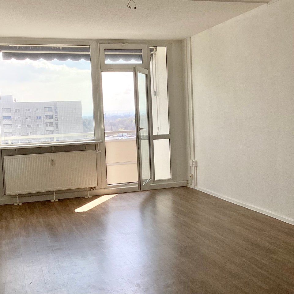 2-Zimmer-Wohnung mit Balkon und offener Küche sucht Sie! - Foto 3