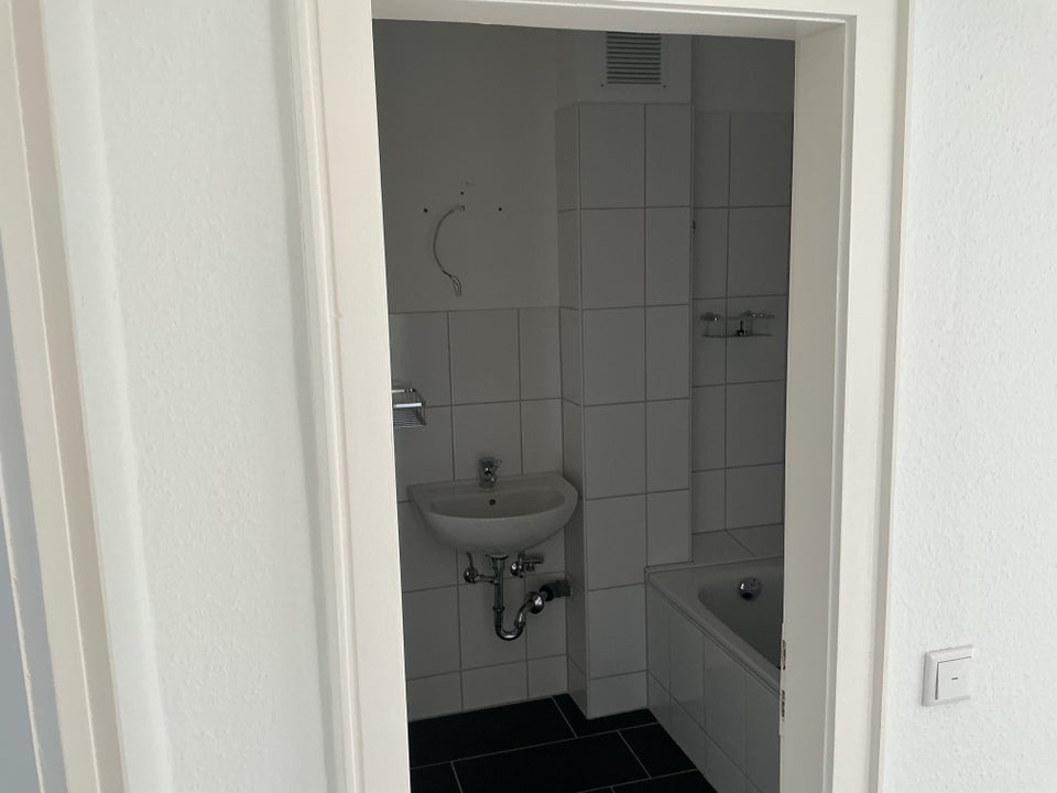 Hoch oben und saniert: hier ist schönes Wohnen garantiert! - Photo 5