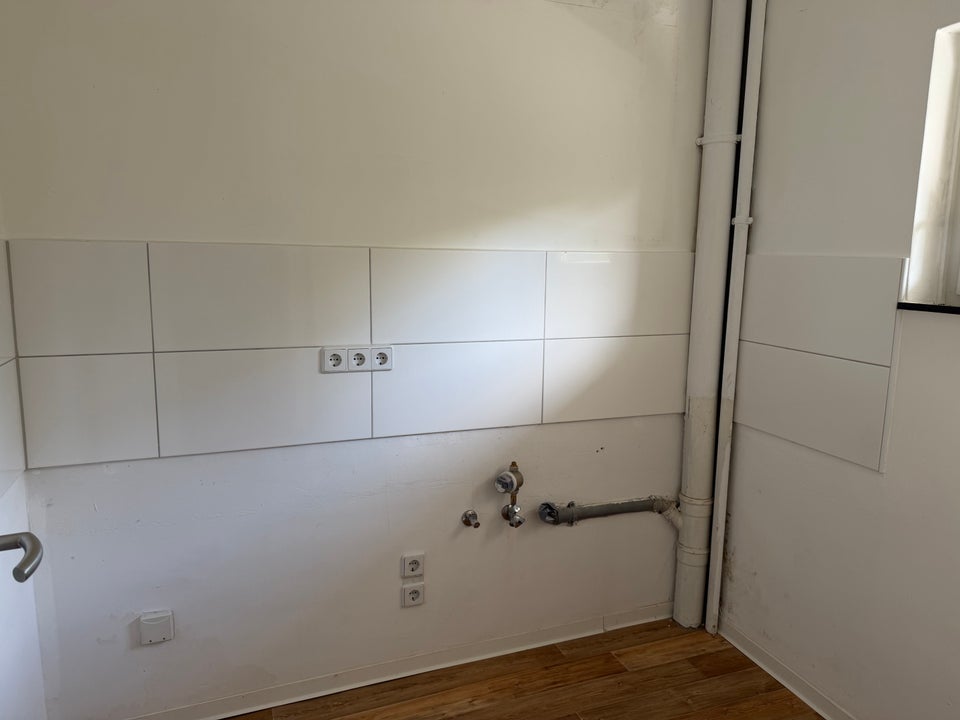 Tolle 2-Zimmer-Wohnung für Ihr individuelles Wohnerlebnis! - Photo 2
