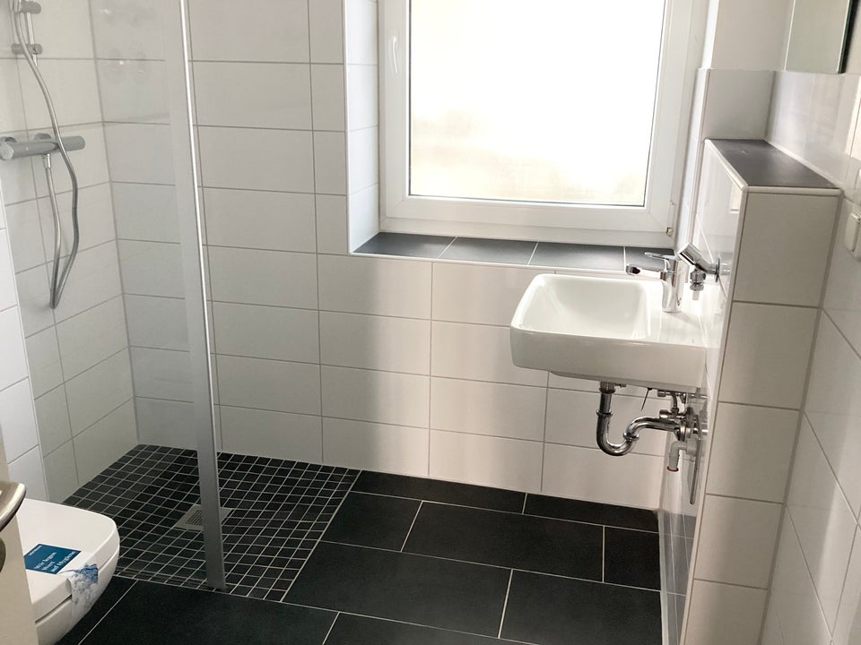 Schicke 2,5-Zimmer-Wohnung mit Tageslichtabd und Balkon - Photo 3