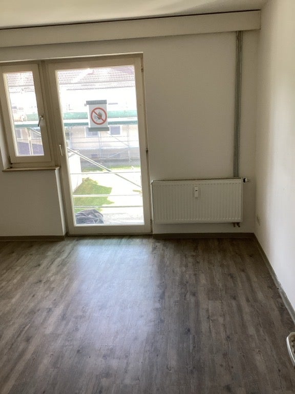 2,5 Zimmer mit Balkon, Einzug sofort - Foto 4