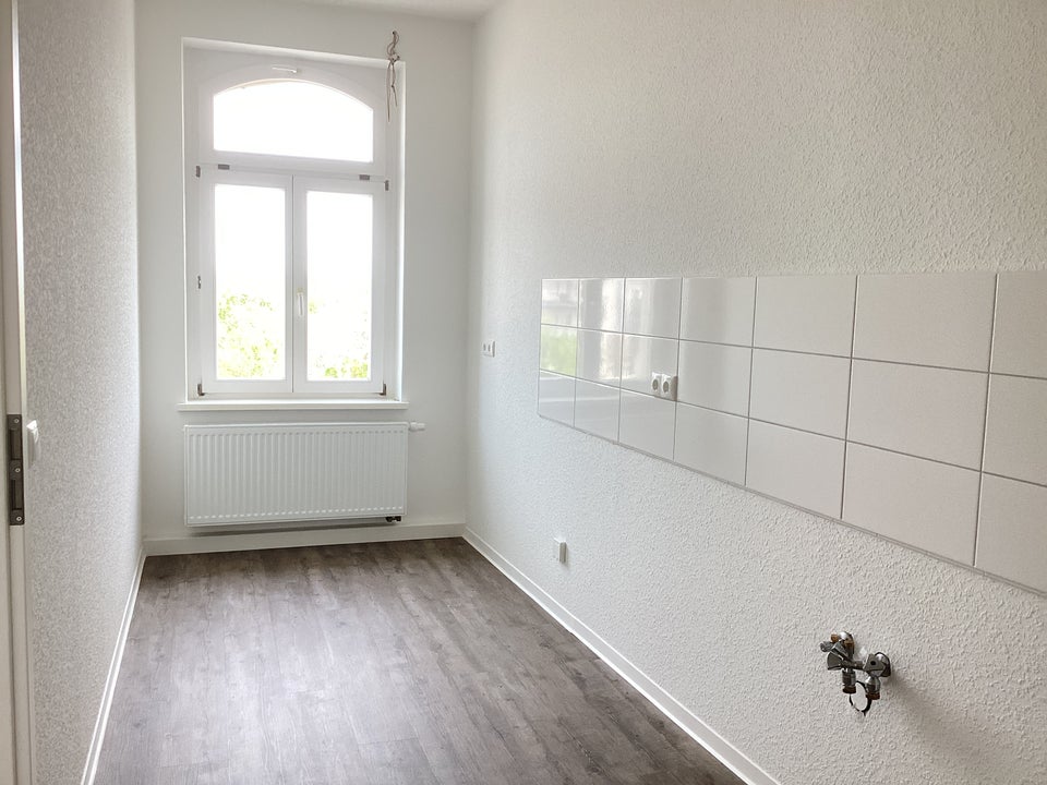 Helle Zweizimmerwohnung - renoviert! - Foto 1