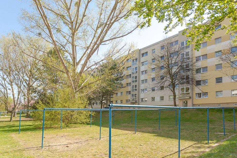 Sanierte 3 Raumwohnung mit Balkon! - Photo 2