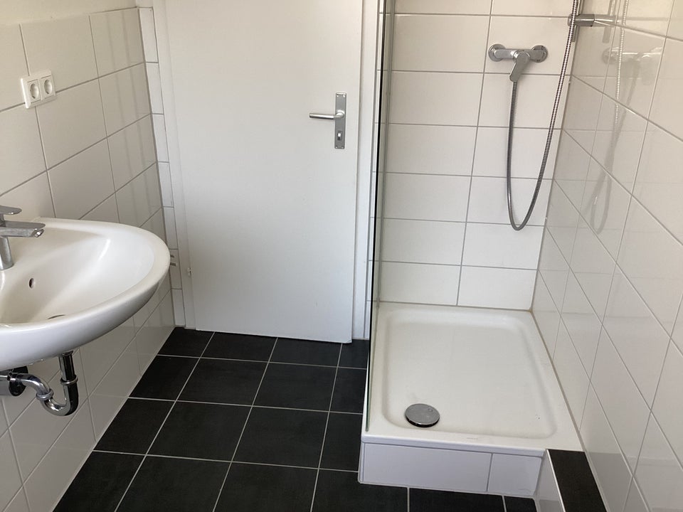 Lichtdurchflutete 2-Zimmer Wohnung mit Balkon in Baumheide - Photo 3