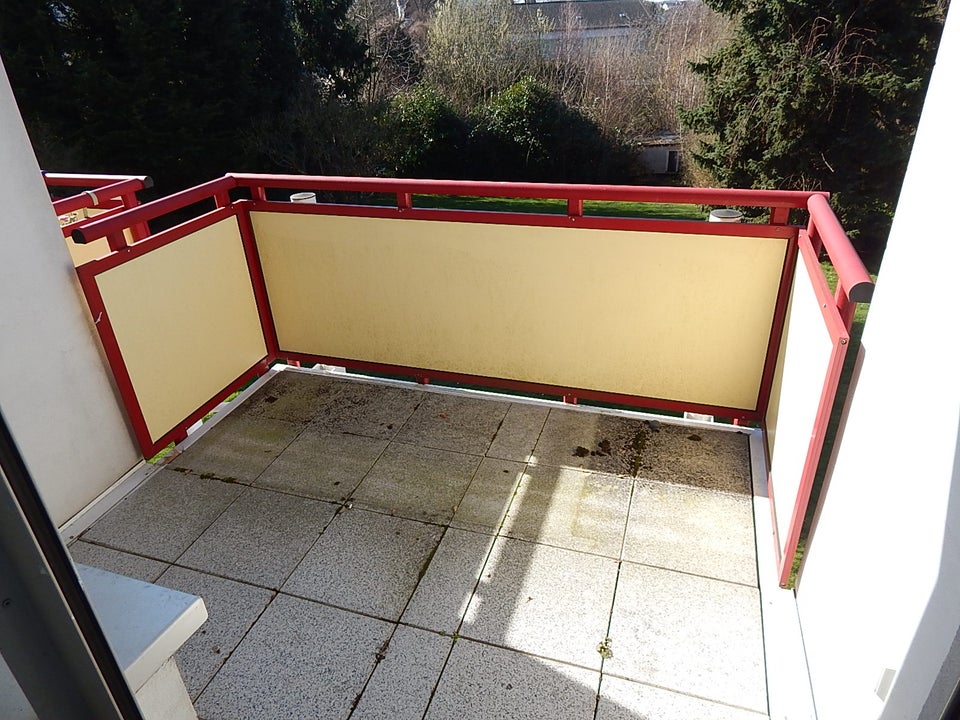 Auf gute Nachbarschaft: 3-Zimmer-Wohnung mit Balkon und Duschbad - Foto 2