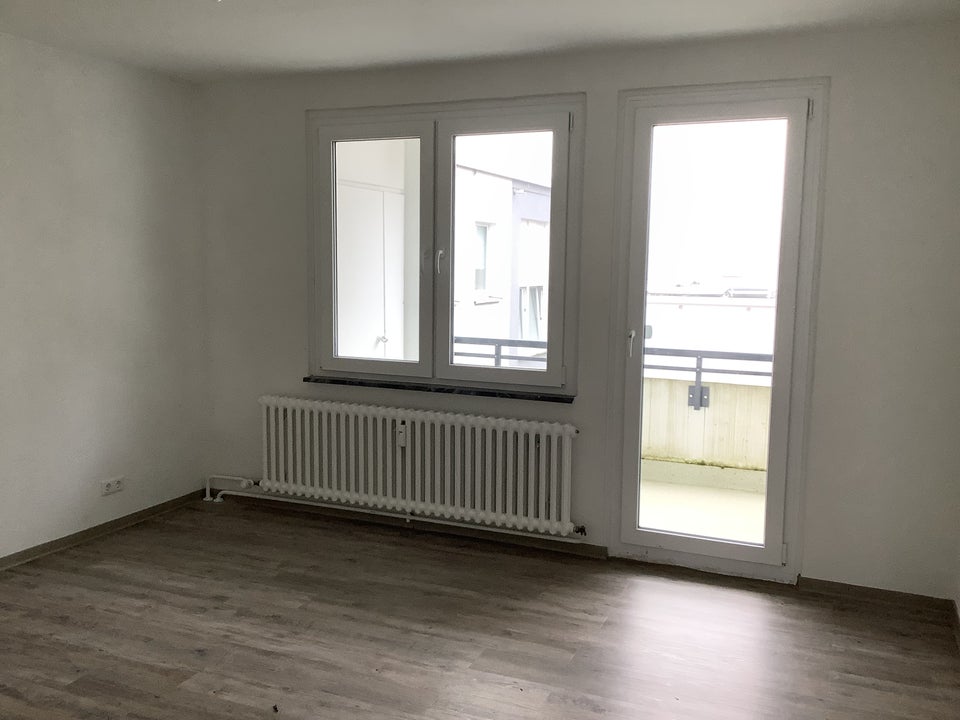 Modernisiert! 3-Zimmer Wohnung mit Balkon in gepflegter Grünanlage - Foto 5
