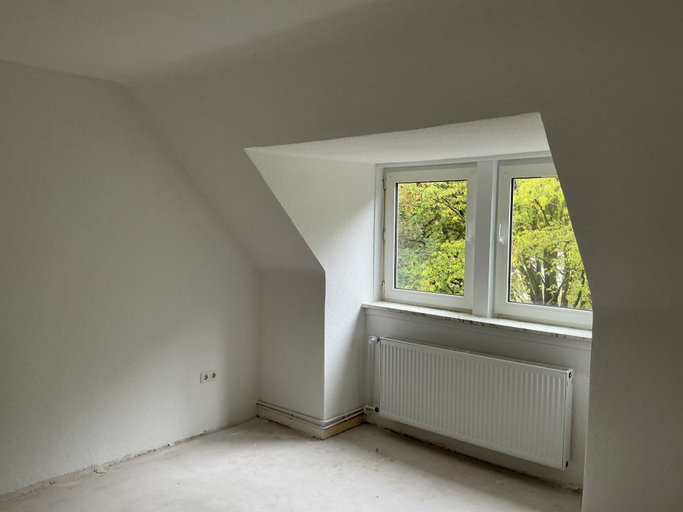 Geräumige 3-Zimmer-Wohnung im DG (ohne Balkon) - Foto 3