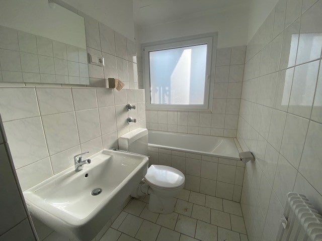 3-Raum mit Balkon - junges Paar gesucht - Foto 3
