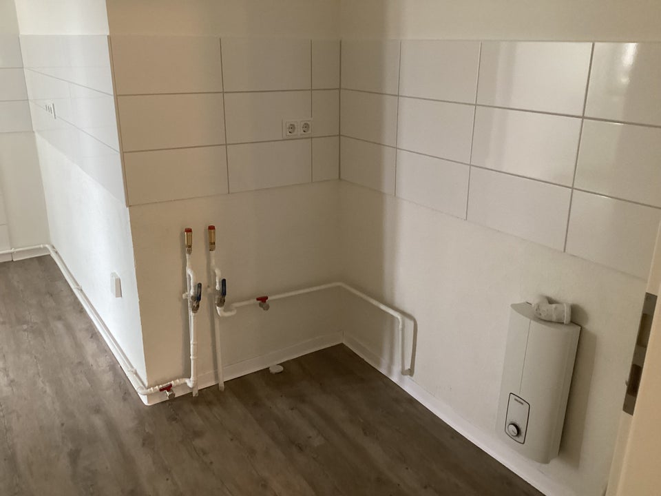Wo das Leben so spielt - sanierte 2-Zimmer-Wohnung, ab dem 12.06.2026 anmietbar! - Foto 5