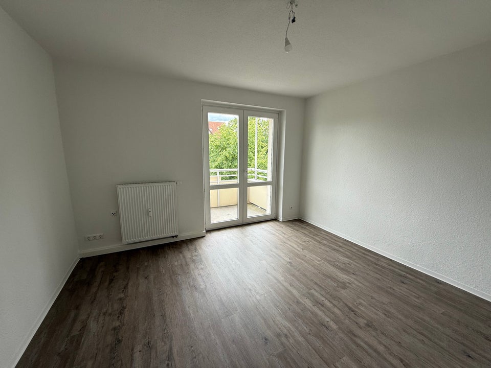 Reinkommen & Wohlfühlen! 3-RWE mit Balkon! - Foto 1
