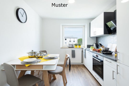 تصویر schön geschnittene 4-Zimmer-Wohnung mitten im Grünen
